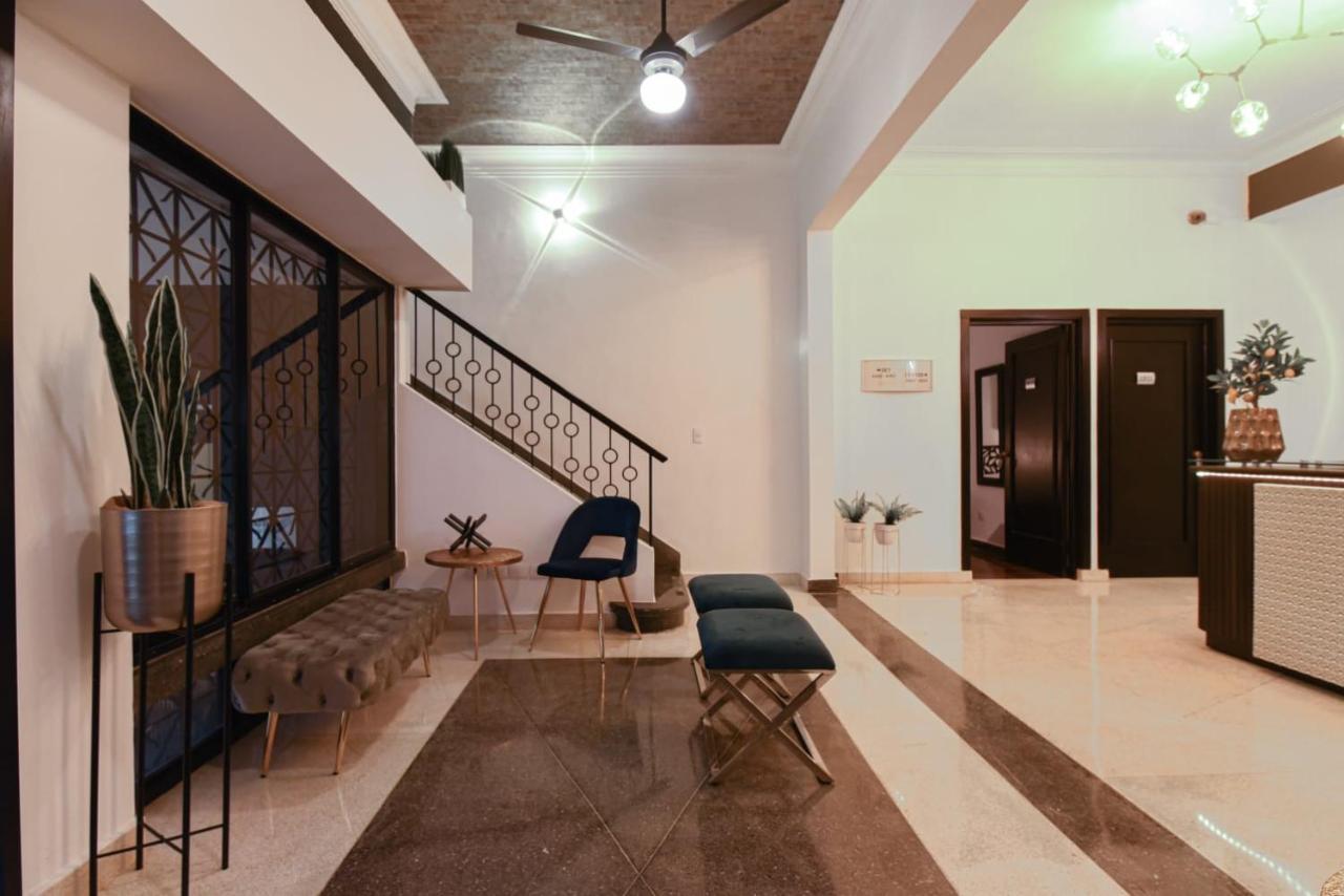Ph 19 Guesthouse Hotel In Gazcue 聖多明哥 外观 照片