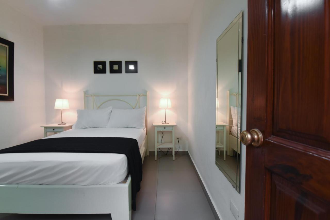 Ph 19 Guesthouse Hotel In Gazcue 聖多明哥 客房 照片