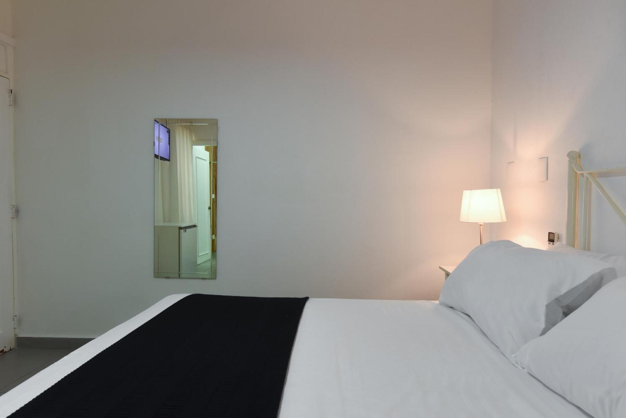 Ph 19 Guesthouse Hotel In Gazcue 聖多明哥 客房 照片
